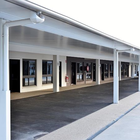Western Downs Motor Inn Miles Esterno foto