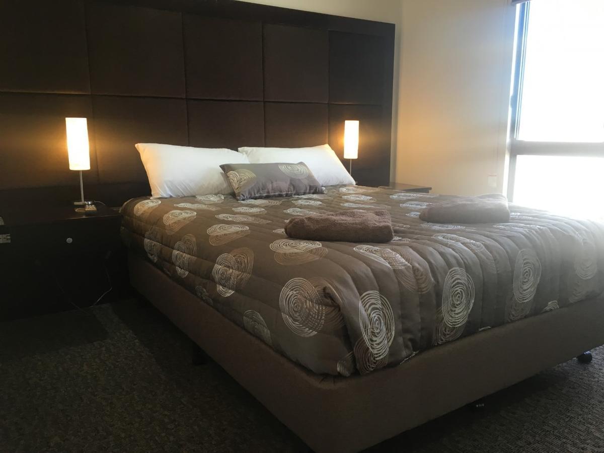 Western Downs Motor Inn Miles Esterno foto