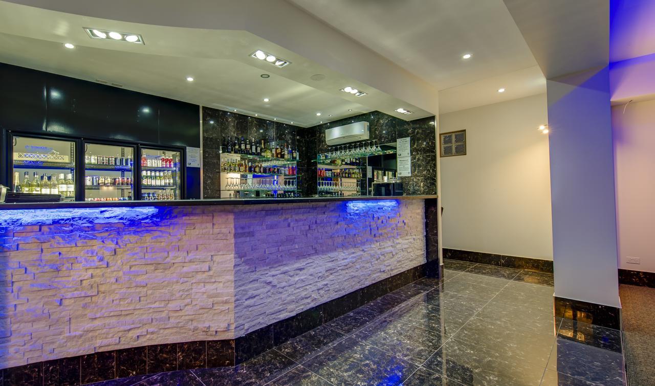 Western Downs Motor Inn Miles Esterno foto